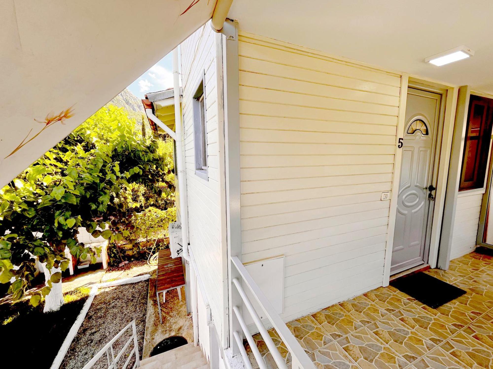 Garden Rooms Himara Zewnętrze zdjęcie